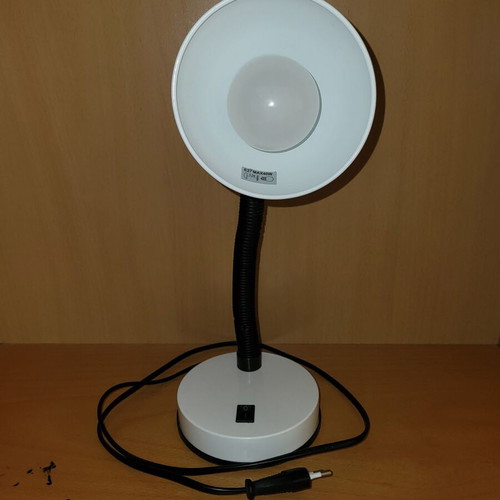 Desk lamp used white with flexible arm E27 MAX40W