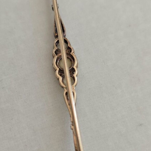 14K gold antique brooch with pearls and small diamonds