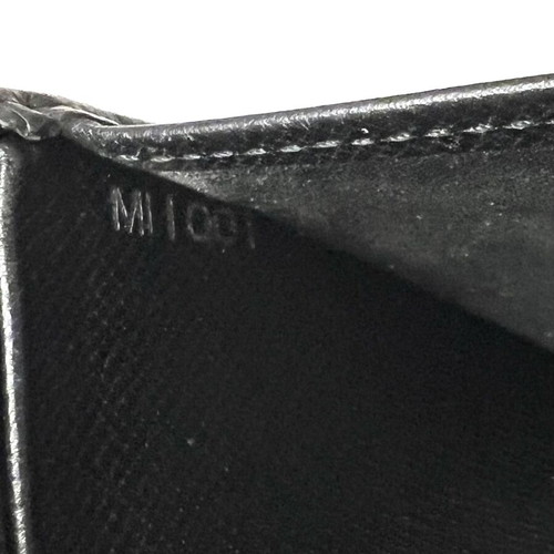 Louis Vuitton bi-fold wallet black used