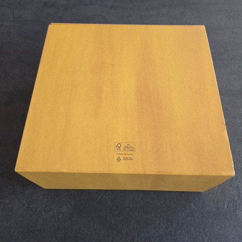 FENDI packaging box used, magnetic closure, 29.5x28.5x13.5 cm