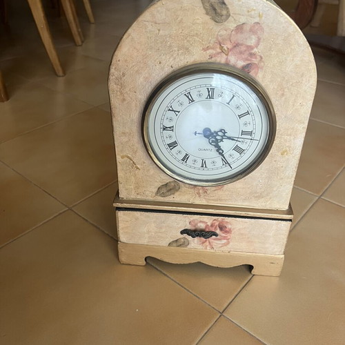 Table Clock Quartz Vintage Shabby Chic with Jewelry Drawer like new