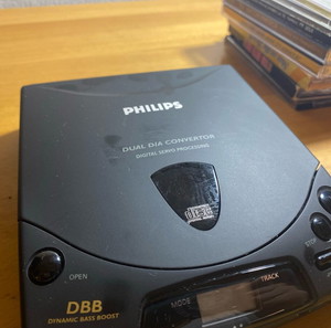 Φορητό Cd player αυτοκινήτου Philips
