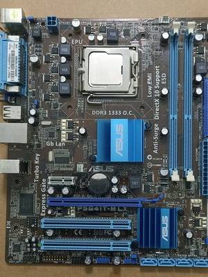 ASUS P5G41T-M LX Micro ATX μητρική κάρτα με Intel Core 2 Duo και 4GB DDR3 μνήμη μεταχειρισμένη