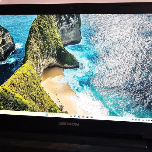 Medion Erazer P6661 laptop 15.6" Intel i5 16GB RAM GTX 950M SSD + 1TB HDD