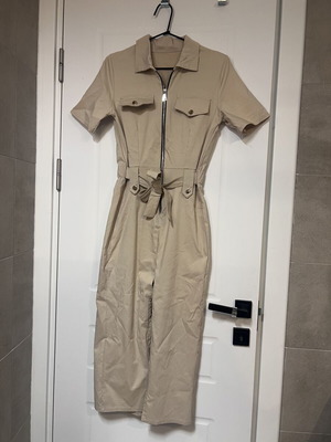Midi beige dress with zipper, size 36/38, new with tags