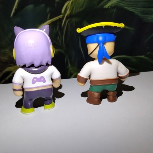 Stumble Guys figures Pirate Seadog (S3) & Streamer Sophia (S2)