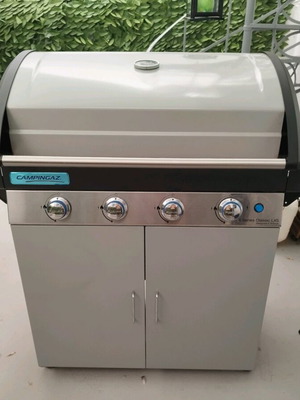 Campingaz grill large like new