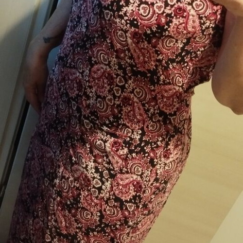 Women's dresses 2 pieces like new, red and multicolor