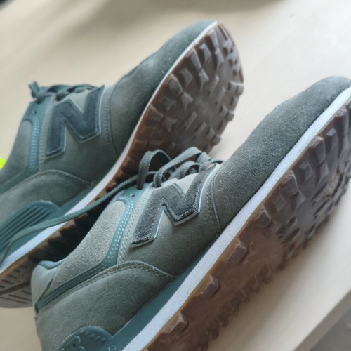 New Balance 574 sneakers used, size 44, khaki with gum sole