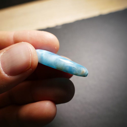 Larimar Cambon natural stone new 8.81 grams