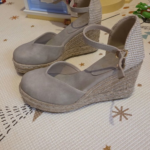 Seven summer women's espadrille-style platform sandals like new, beige, size 37
