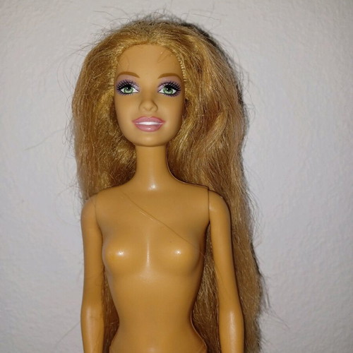 Barbie used fashion fever