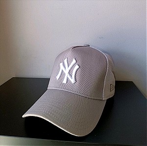 New Era Καπέλο !!!