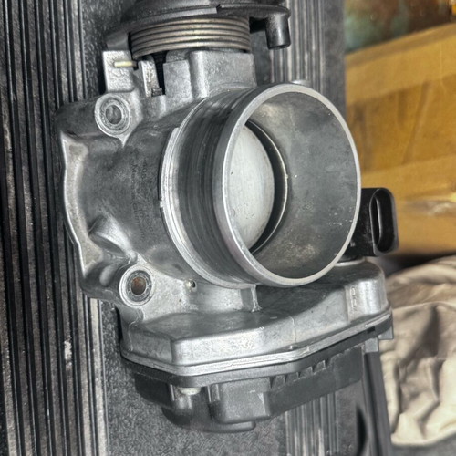 Throttle butterfly used, good condition