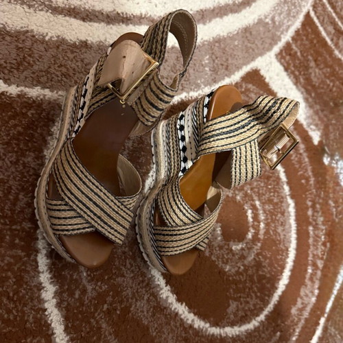 Attrattivo high-heeled pumps like new, size 38, beige/black/white
