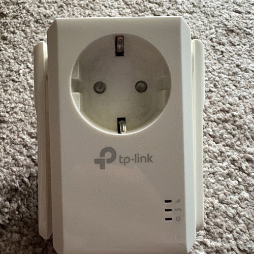 TP-Link TL-WA860RE v5 WiFi extender slightly used