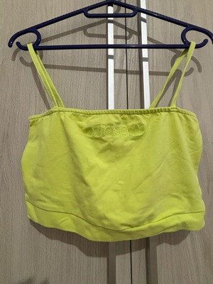 Adidas sports top XS green like new