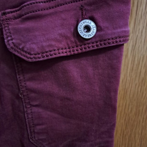 Bordeaux jeans pants XS, elastic with side pockets and zippers