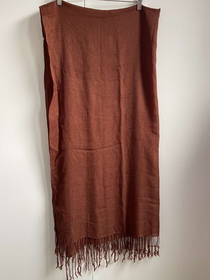 Brown scarf like new with fringes, autumn or spring pashmina