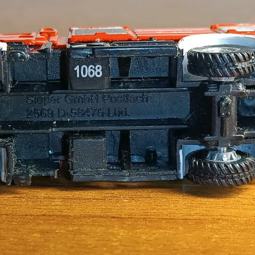 Fire trucks like new, pack of 2 pieces