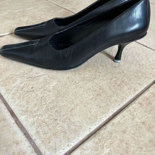 Leather black pumps used, size 36