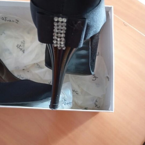 Sante black pumps size 37 like new