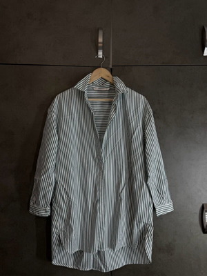 Oversized Zara shirt used, size XS, white and green