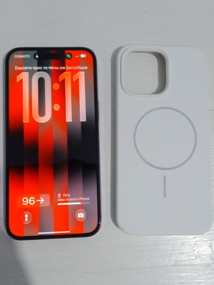 iPhone 14 Pro Max 128GB used with 3 cases and 3 screen protectors