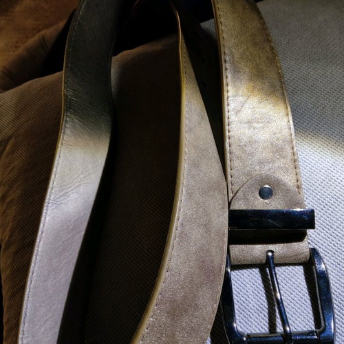 Belt women's like new bronze color, size 110