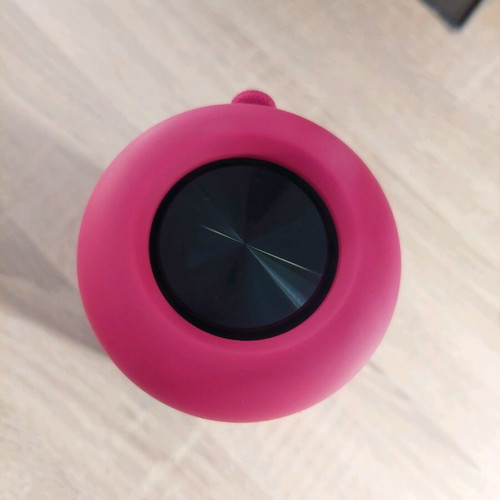 Waterproof wireless speaker like new, 10 W, USB Type-C port