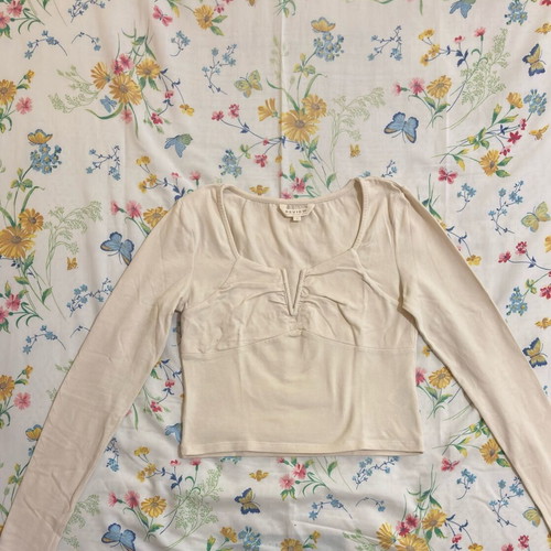 Review blouse in ecru with shirring detail like new