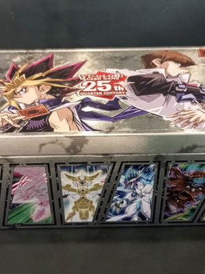Κουτί Yu-Gi-Oh! 25th Anniversary Tin Dueling Mirrors μεταχειρισμένο, άδειο