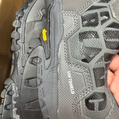 Nordblanc Hiking Shoes New with Vibram Sole, Size 43, Gray