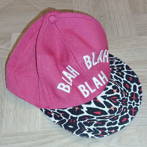 Hat like new, size L, pink