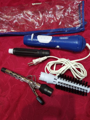 Hair styling tools set