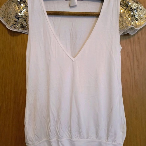 Mymoo white blouse with gold sequins on sleeves like new