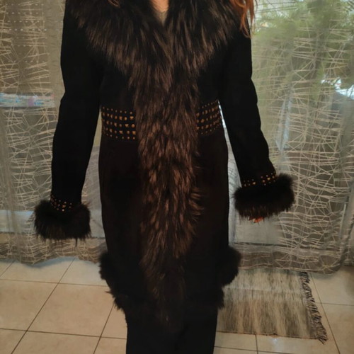 Black Anonima coat with fur and studs like new, size Medium