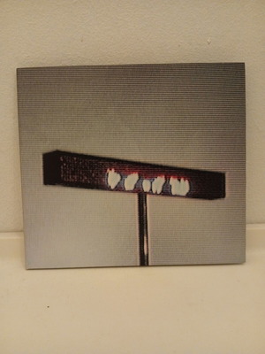False 2007 CD used, electronic