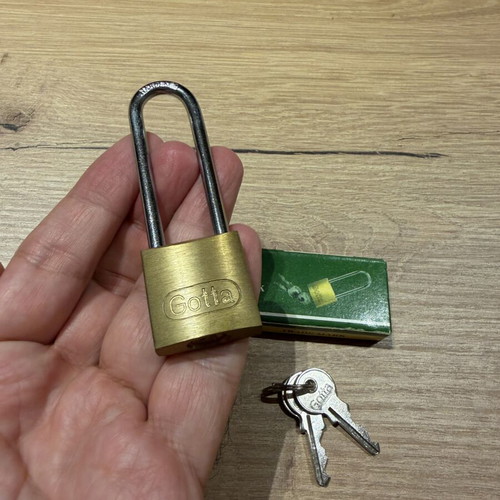 Gotta brass padlock 25mm, new