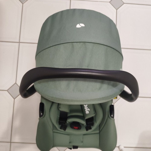 Joie I-Snug 2 Layrel car seat like new with stroller adapters