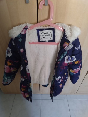 Marks & Spencer jacket with fur lining like new, size 104 cm