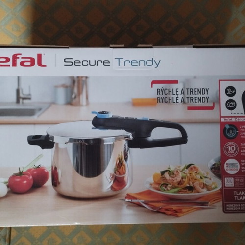 Tefal Pressure Cooker new, sealed