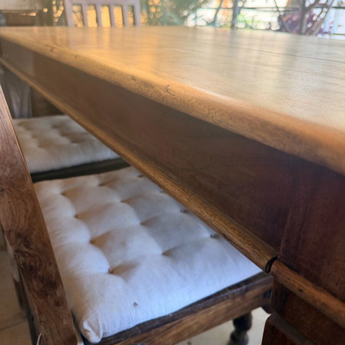 Dining set used with 4 chairs