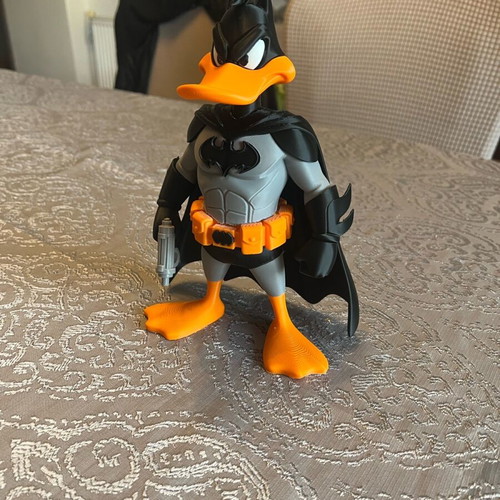 Φιγούρα Daffy με στολή Batman καινούργιο