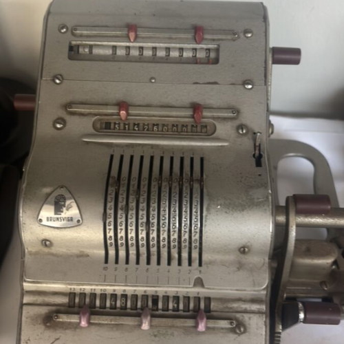 Calculator antique used