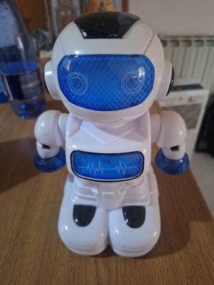 Children's robot toy used with 3×AA batteries, discoloration