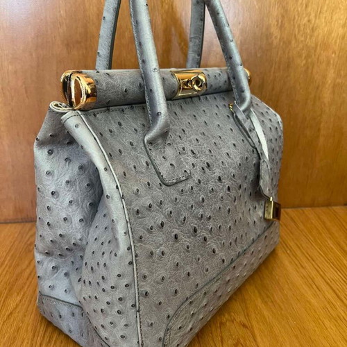 Italian Leather Bag Pelle di Giada like new, gray handbag