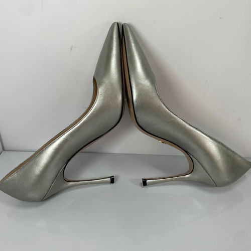 Christian Dior leather pumps size 40.5 like new, platinum color