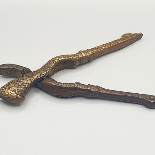 Bronze tool old like new, width 13.7 cm