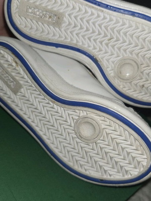Sneakers used